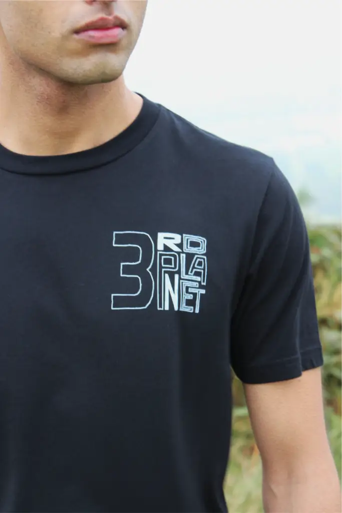 Black signature logo t-shirt